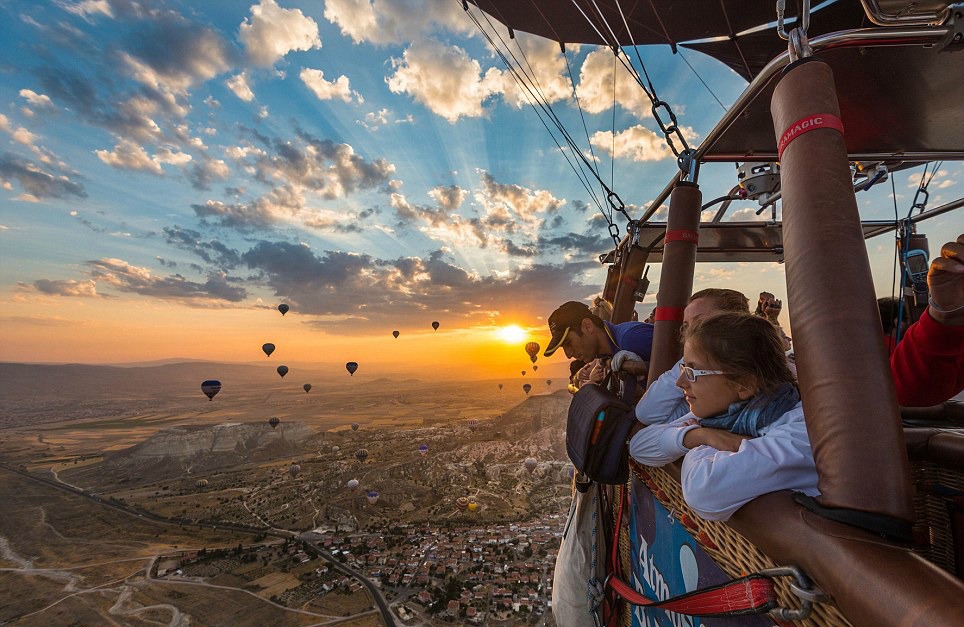 Hot air balloons boost tourism in Turkey’s Cappadocia