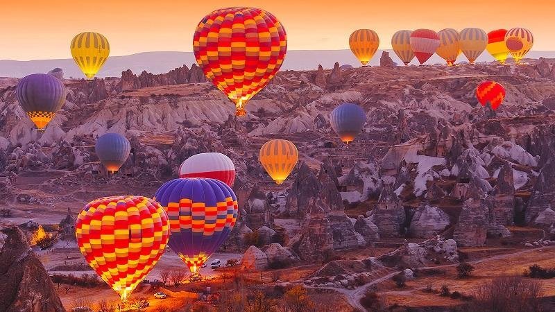 Hot air balloons boost tourism in Turkey’s Cappadocia