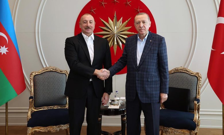 Azerbaijan has imposed an entry ban on 31 Turkish citizens, including politicians, journalists, writers, academics and media figures