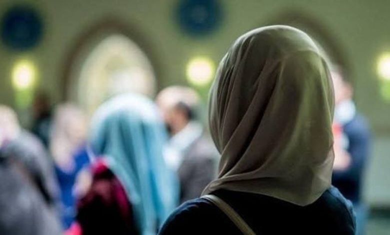 New dress code rules for students and teachers in Azerbaijan have triggered protests across the country.