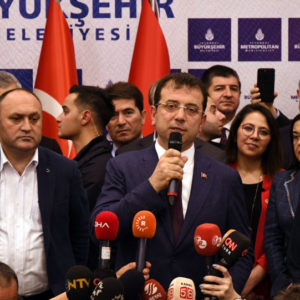 İmamoğlu’dan belediye çalışanlarına mektup: Yol arkadaşlığınızı bekliyorum