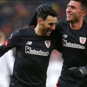 38 yaşındaki golcüyle yeni sözleşme