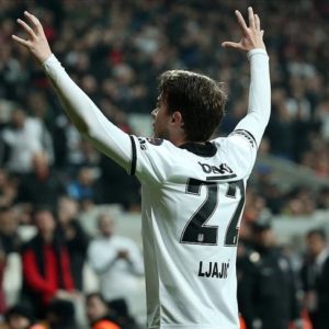 Adem Ljajic kalmak istiyor