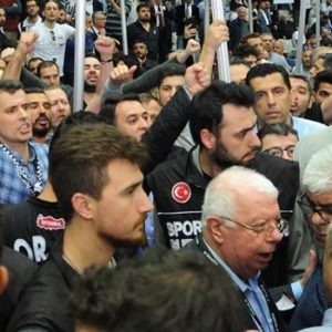 Renkli sendikacılara oy da kullandırılmadı