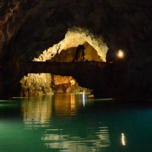 Turistlerin ilgi odağı ‘Altınbeşik Mağarası’