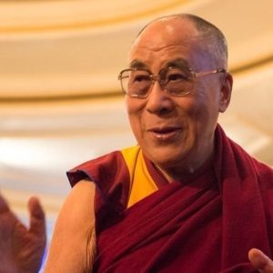 Dalai Lama kadın ve mültecilerden özür diledi
