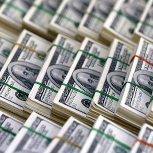 Aşı haberleri sonrası dolar ve altın sert düşüşte
