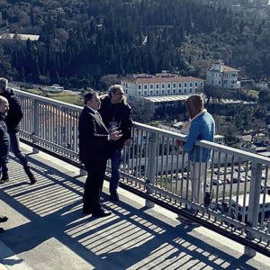 İntihar girişimini önleyenler kervanına eski bakan Eroğlu da katıldı