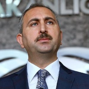 “Karantinaya uymamak ceza kanunumuza göre suçtur”