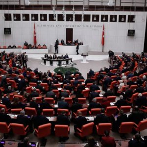 TBMM ziyaretçilere kapatıldı