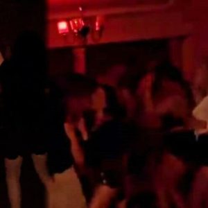 DJ eşliğinde corona partisi! 17 villa kapatıldı