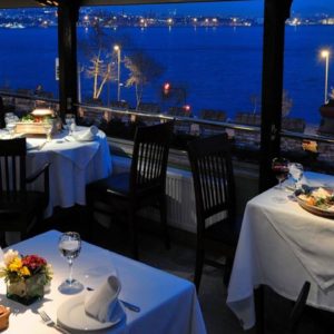 Oteller ve Restoranlar Açılıyor mu?