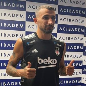 35 Yaşındaki Mehmet Topal Beşiktaş’ta