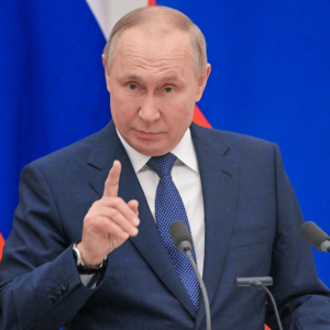 Vladimir Putin: Nazilerin uyguladığı zulmü asla unutmayacağız