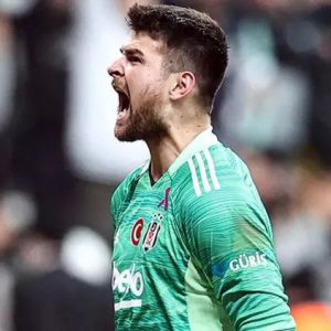 Müslüm Gülhan: Kaleci savunma oyuncularının ayrılmaz bir parçasıdır.