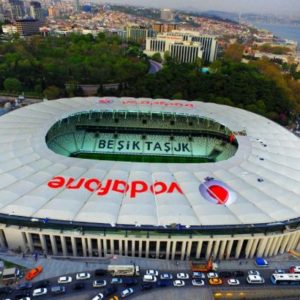 Beşiktaş, Vodafone ile yapılan stadyum isim sponsorluğu anlaşmasının sezon sonunda yenilenmeyeceğini açıkladı