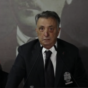 Ahmet Nur Çebi Tevfik Yamantürk ‘e cevap verdi: “Müsaadenizle şu an için gitmek istiyorum.”