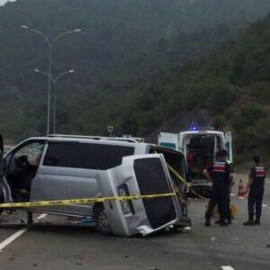 Bilecik Osmaneli’de Trafik Kazası: 1 Ölü 13 Yaralı