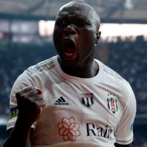 Burak Yılmaz’ın Aboubakar Dedikodusuna Kulüpten Yalanlama