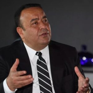 İYİ Parti Dökülüyor! Adnan Beker İstifa Etti