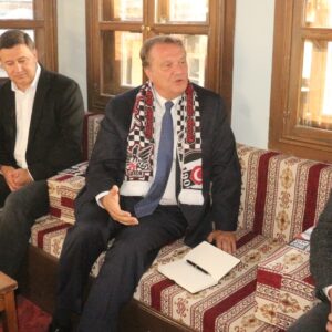 Hasan Arat: YouTube ile Olmaz, Televizyon Ayrı Bir Olay