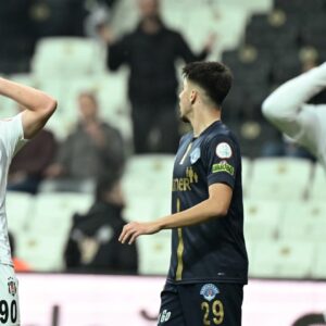 Çöküş devam ediyor! Beşiktaş: 1 – Kasımpaşa: 3