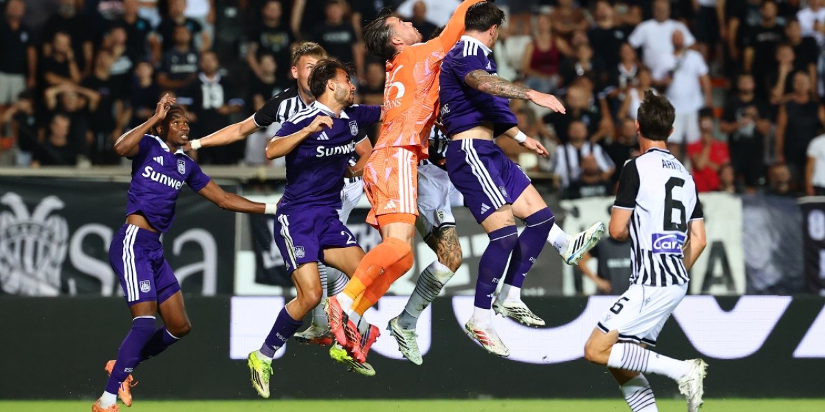 PAOK Brüksel’de yıkıldı: Anderlecht rövanşı 3-2 aldı, Avrupa macerası Conference League’e kaydı