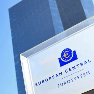15 Ağustos’ta Yunanistan’da bankalar ve kamu daireleri açık mı