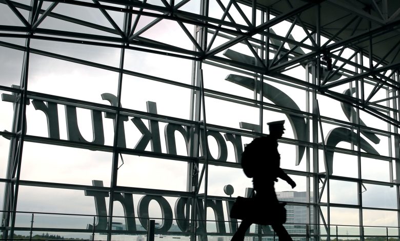 Almanya’da sıtma alarmı! 1 Almanya'da Frankfurt Havalimanı'nda çalışan 2 kişinin sıtma nedeniyle hayatını kaybettiği bildirildi