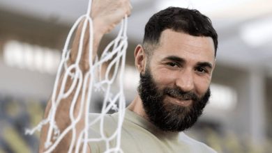 Karim Benzema, yıllık 120 milyon Euro kazandığı Suudi Arabistan'ın Al Hilal takımı ile sözleşmesini karşılıklı anlaşmayla feshetti
