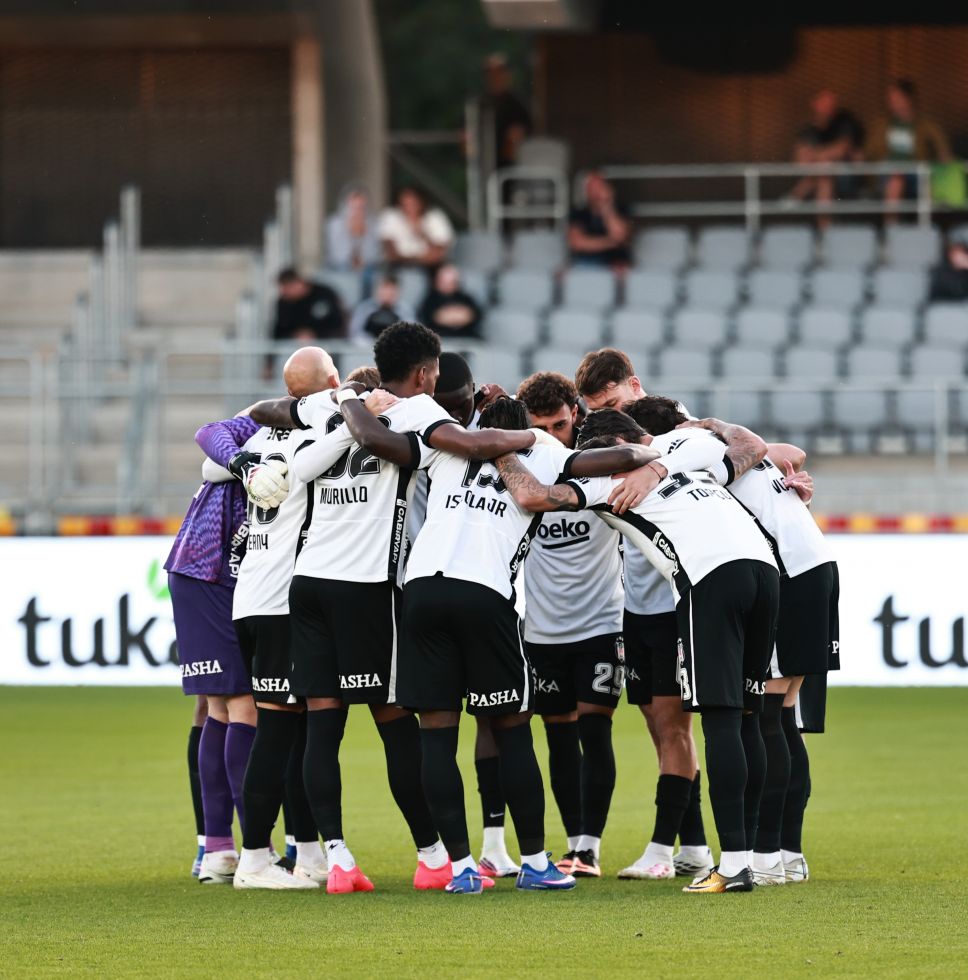 Beşiktaş, kaybetse de UEFA Avrupa Ligi’nde 2 bjk2 3