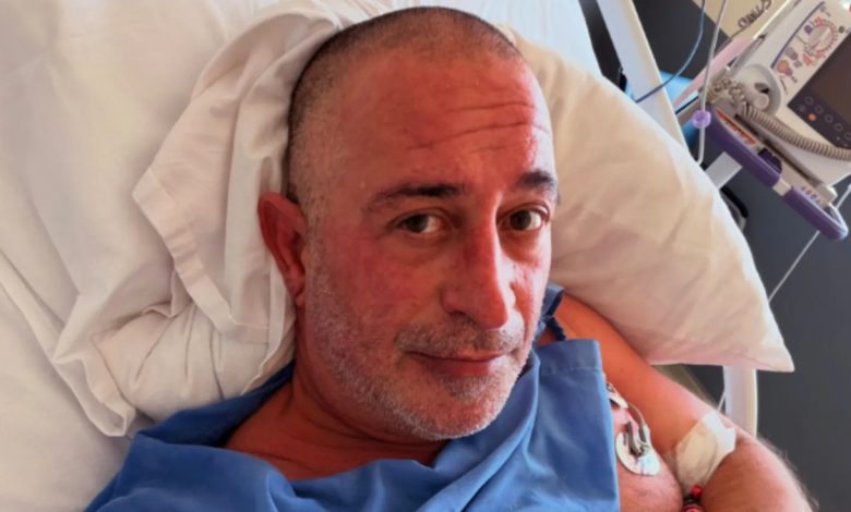 Cem Yılmaz taburcu oldu! 1 Çanakkale’de kalp krizi geçiren ve anjiyo ile müdahale edilen Cem Yılmaz, iki günlük hastane takibinin ardından taburcu edildi.