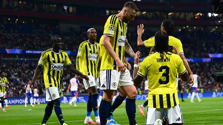 Fenerbahçe, Şampiyonlar Ligi lig aşamasında Liverpool, Roma, Villarreal ve Slavia Prag’ı İstanbul’da ağırlayacak; Atletico Madrid, Aston Villa, Shakhtar Donetsk ve LASK Linz deplasmanlarına çıkacak.