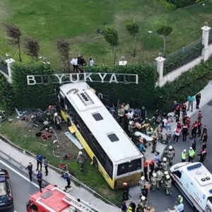 İstanbul’da otobüs kazası! Can kaybı üçe yükseldi