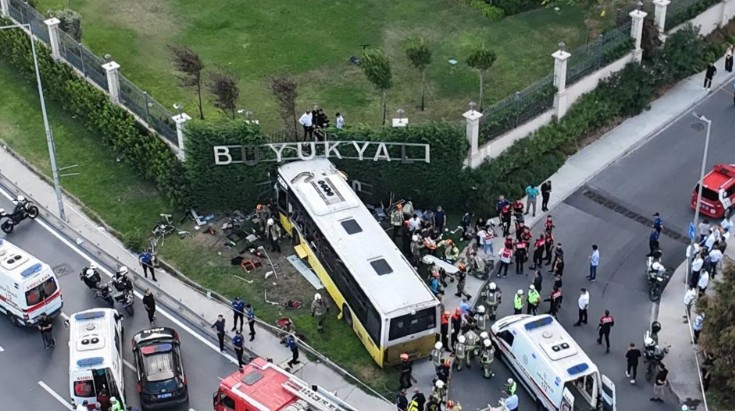 İstanbul Zeytinburnu'nda 28 Ağustos'ta İETT otobüsü kazasında ağır yaralanan Fatma Hacer Eroğlu yaşam savaşını kaybetti