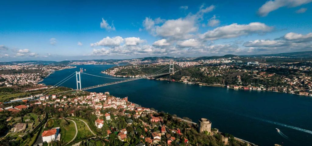 İstanbul’da ev, Avrupa’da şatodan pahalı! 2 istanbul2 7 1024x480 1