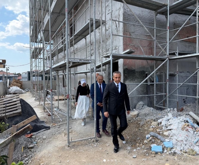Kadıköy Anadolu İmam Hatip Lisesi Kız Öğrenci Yurdu’nda çalışmalar sürüyor