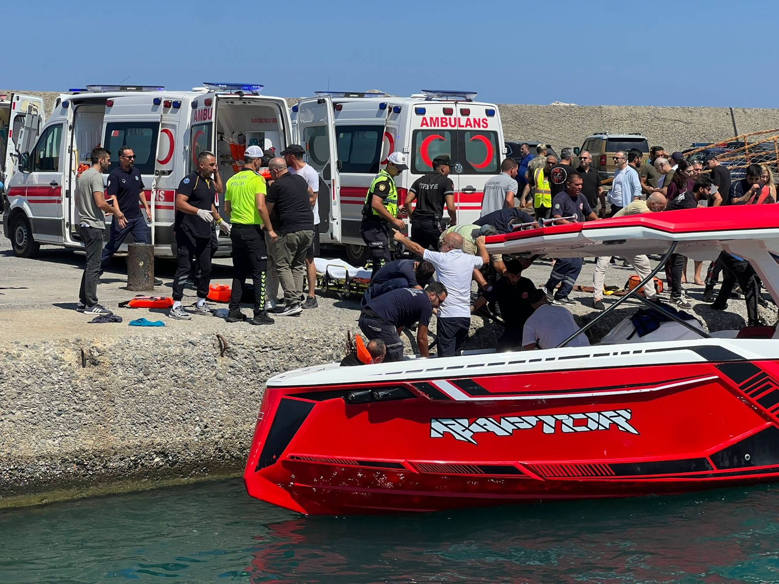 Girne gemi kazası! 8 kişi hayatını kaybetti