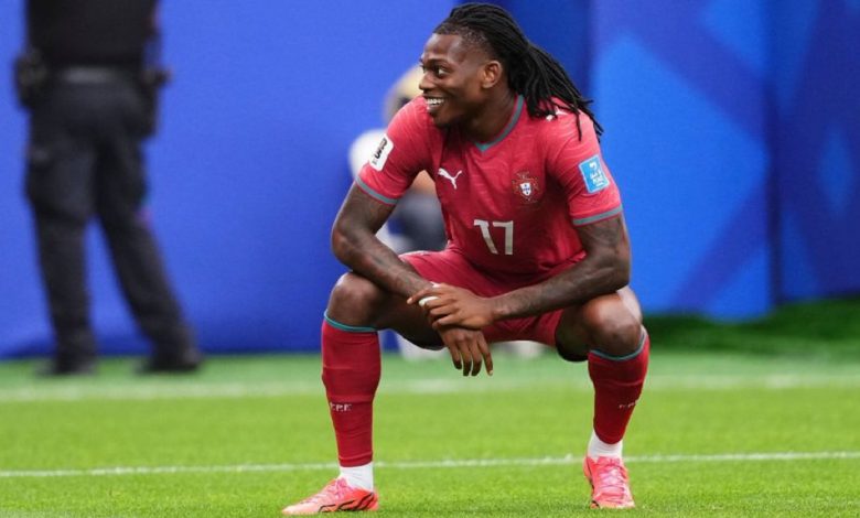 Galatasaray'ın Milan'dan renklerine bağladığı Portekizli yıldız Rafael Leao, saat 16:00'da İstanbul'da olacak