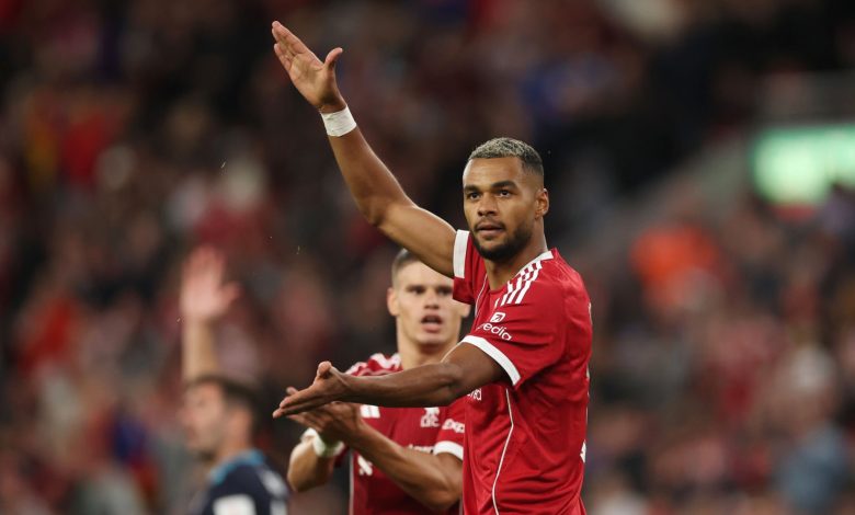 Fenerbahçe’nin rakibi Liverpool’a şok 1 UEFA Şampiyonlar Ligi’nde Fenerbahçe’nin rakiplerinden Liverpool, İngiltere Premier Lig’in ilk haftasında evinde Nottingham Forest ile berabere kaldı