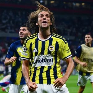 Guendouzi’ye tünelde uçan tekmeli saldırı
