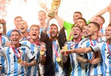 Lionel Messi, Arjantin Milli Takımı’na veda etti! 13 39 yaşındaki Lionel Messi, Arjantin Milli Takımı'nı bıraktığını yazılı bir açıklamayla kamuoyuna duyurdu