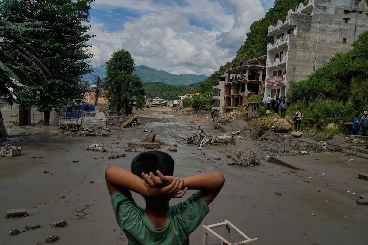 Nepal’deki sel felaketinde korkunç tablo! 1500 kişi kayıp
