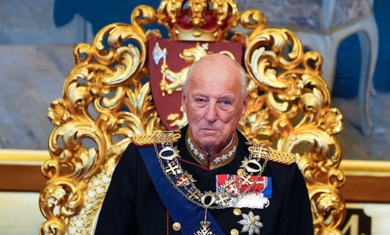 Norveç Kralı ölüm döşeğinde 1 Norveç Kraliyet Sarayı, 89 yaşındaki Kral 5. Harald’ın hastanedeki sağlık durumunun kötüleştiğini ve durumunun “çok ciddi” olduğunu açıkladı