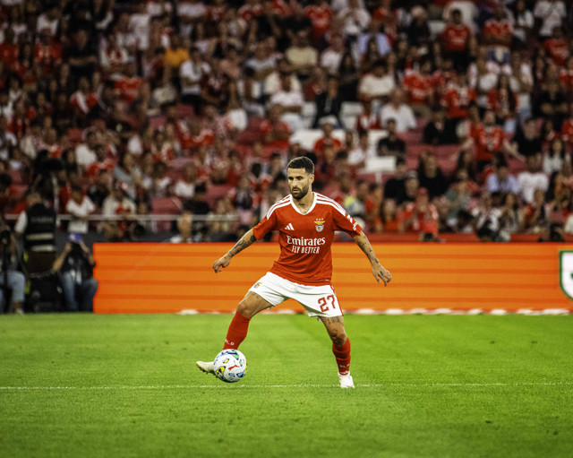 Rafa Silva atıyor Benfica yola devam ediyor 2 Beşiktaş’tan ocak ayında Benfica’ya transfer olan Rafa Silva, Aarhus karşısında oynanan Avrupa Ligi play-off eşleşmesinin iki maçında da gol sevinci yaşadı.