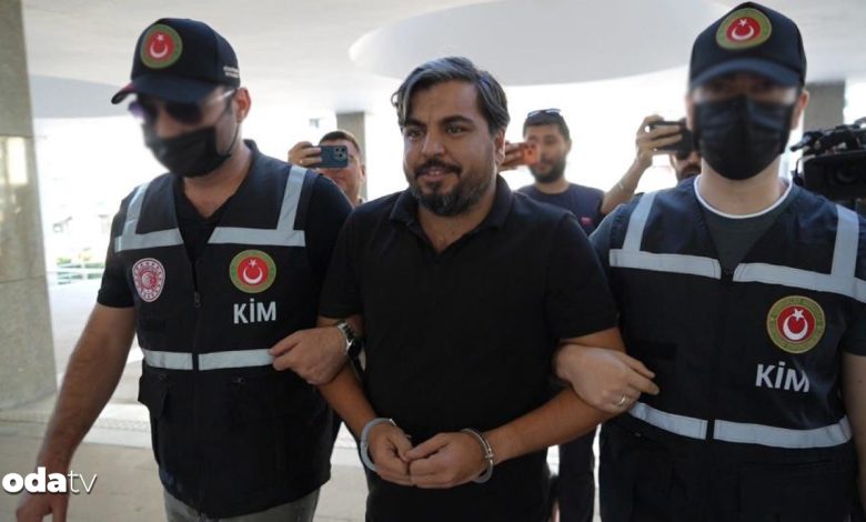 Sokak röportajcısı Arif Kocabıyık tutuklandı 1 Kapıkule Sınır Kapısı’nda Bulgaristan’a çıkış yapmak isteyen bir tırın dorsesinin altında yakalanan Arif Kocabıyık tutuklandı