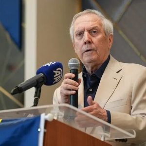Aziz Yıldırım başkanlığı bırakıyor mu?