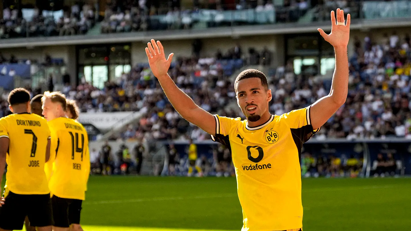 Bundesliga’da 2. hafta nefesleri kesti 2 Borrusia Dortmund 2-0 geriye düştüğü maçta deplasmanda Hoffenheim'i muhteşem bir geri dönüşle 3-2 mağlup etti ve Bundesliga'da 2. haftaya imzasını attı.
