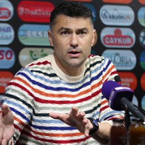 Burak Yılmaz, Çorum FK’nın teknik direktörü oldu