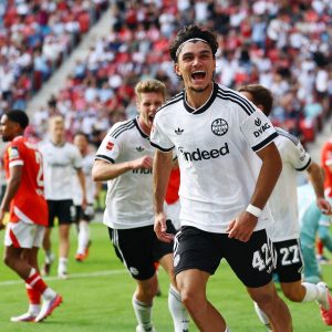 Can Uzun’dan futbol resitali